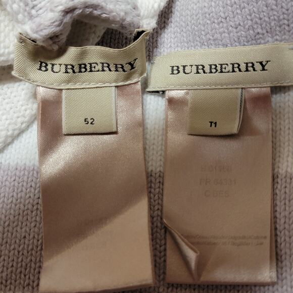 2 Pc Burberry Grey & White Stripe Knit Beanie and Matching Scarf - Picture 6 of 6